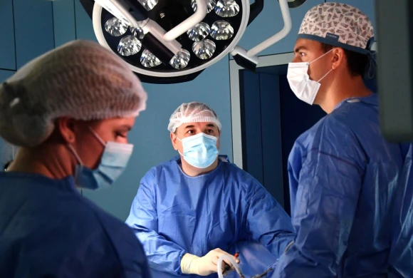 doctor_gallery_pic - TOP Clinic DENIS