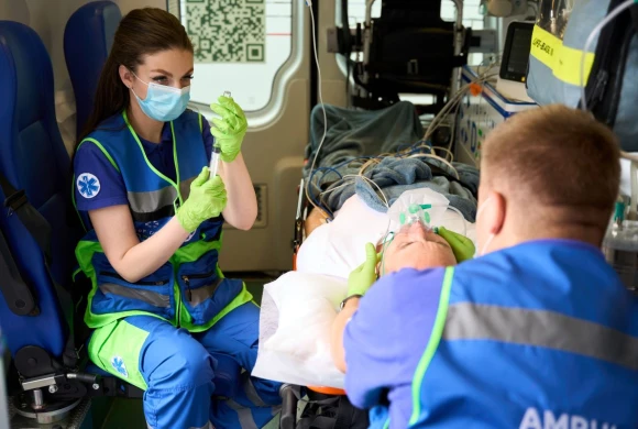 doctor_gallery_pic - TOP Clinic DENIS