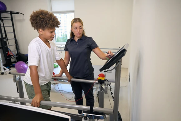 doctor_gallery_pic - TOP Clinic DENIS