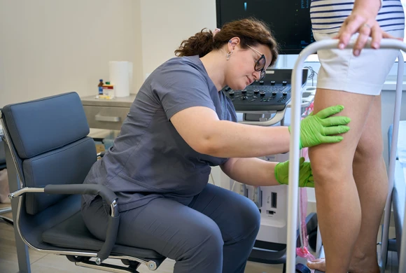 doctor_gallery_pic - TOP Clinic DENIS