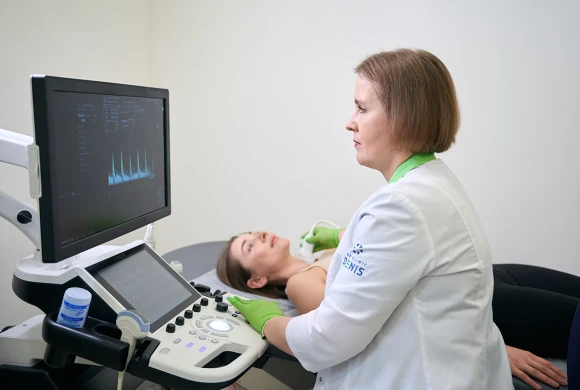 doctor_gallery_pic - TOP Clinic DENIS