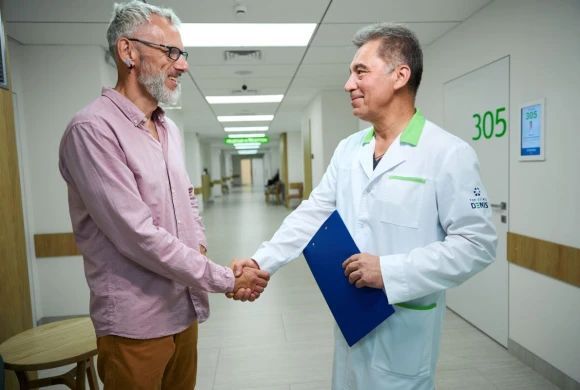 doctor_gallery_pic - TOP Clinic DENIS