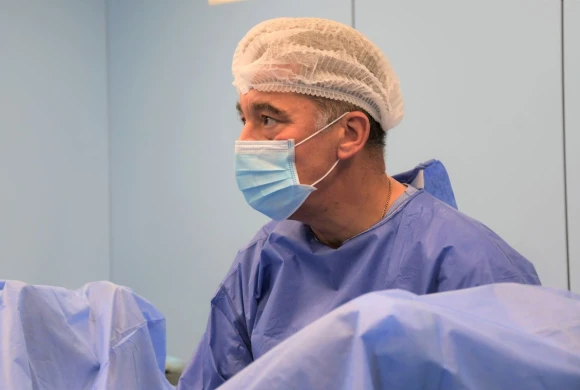 doctor_gallery_pic - TOP Clinic DENIS