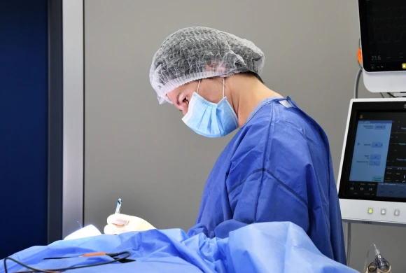 doctor_gallery_pic - TOP Clinic DENIS