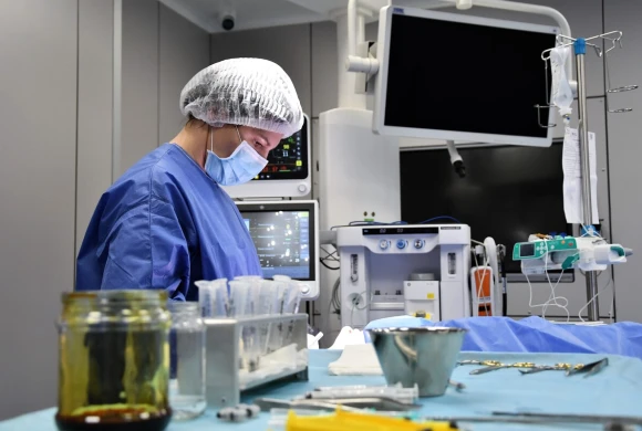 doctor_gallery_pic - TOP Clinic DENIS