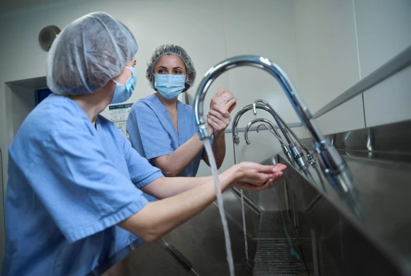 doctor_gallery_pic - TOP Clinic DENIS