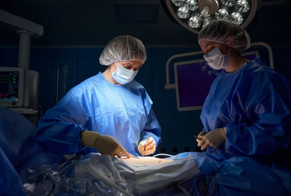 doctor_gallery_pic - TOP Clinic DENIS