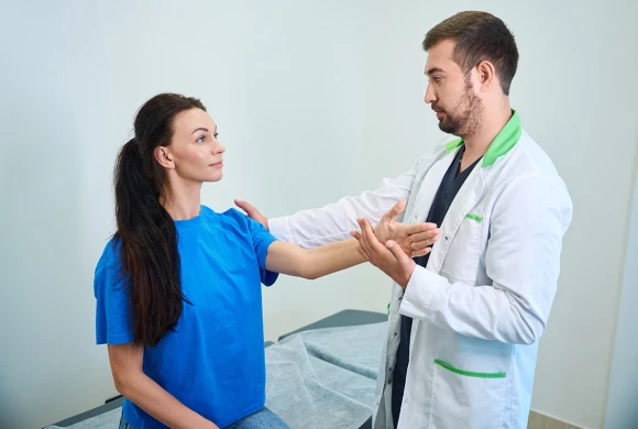 doctor_gallery_pic - TOP Clinic DENIS