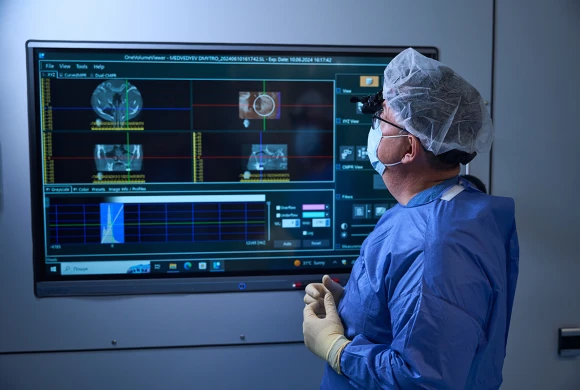 doctor_gallery_pic - TOP Clinic DENIS