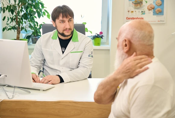 doctor_gallery_pic - TOP Clinic DENIS