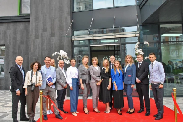 Вакансии в клинике ДЕНИС - TOP Clinic DENIS