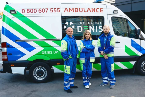 В составе выездных бригад — только специалисты-практики - TOP Clinic DENIS