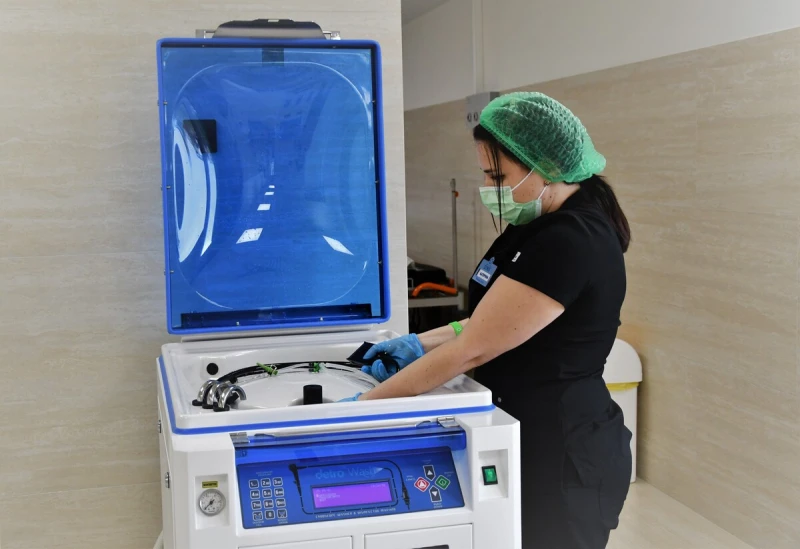 Обработка эндоскопов производится с помощью автоматических моющих машин (репроцессоров) Detro Wash (Турция) - TOP Clinic DENIS