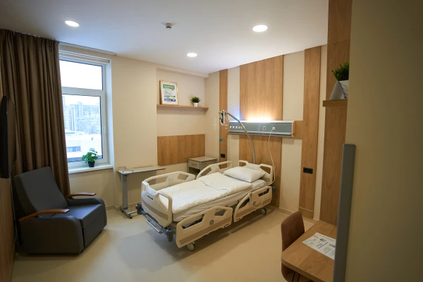 В стационаре клиники ДЕНИС 60 одноместных палат - TOP Clinic DENIS