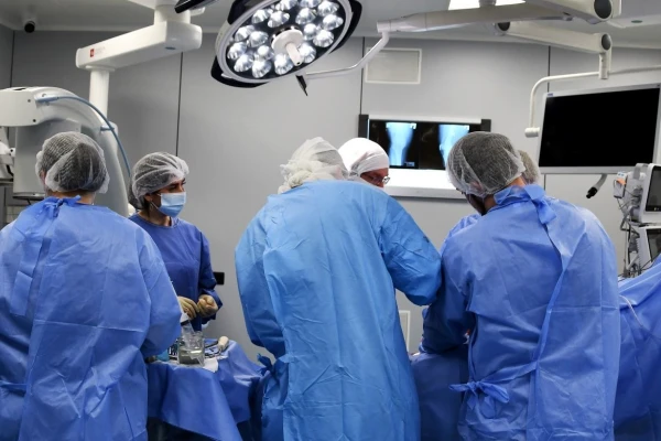 Первые операции по эндопротезированию (замене суставов) в клинике - TOP Clinic DENIS