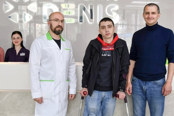 Операции по остеоинтегративному протезированию раненым украинским защитникам - TOP Clinic DENIS