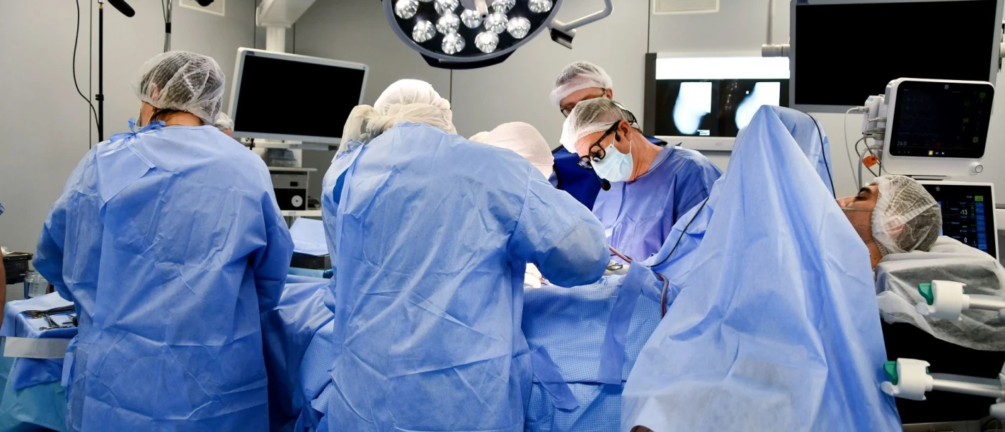 Вперше в Києві: операції за новітньою технологією протезування українським військовим - TOP Clinic DENIS