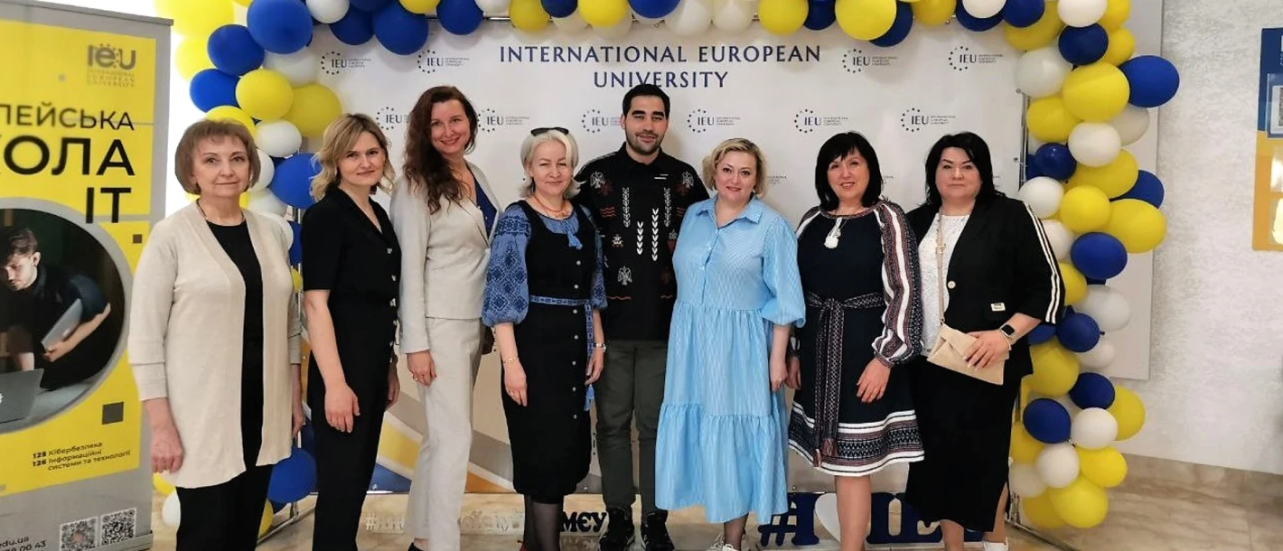 Інтернатура для студентів-медиків в Клініці ДЕНИС - TOP Clinic DENIS