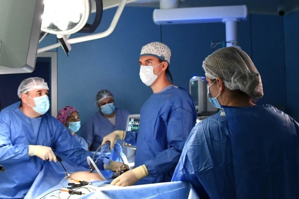 Відео: герніопластика — хірургічне лікування грижі - TOP Clinic DENIS