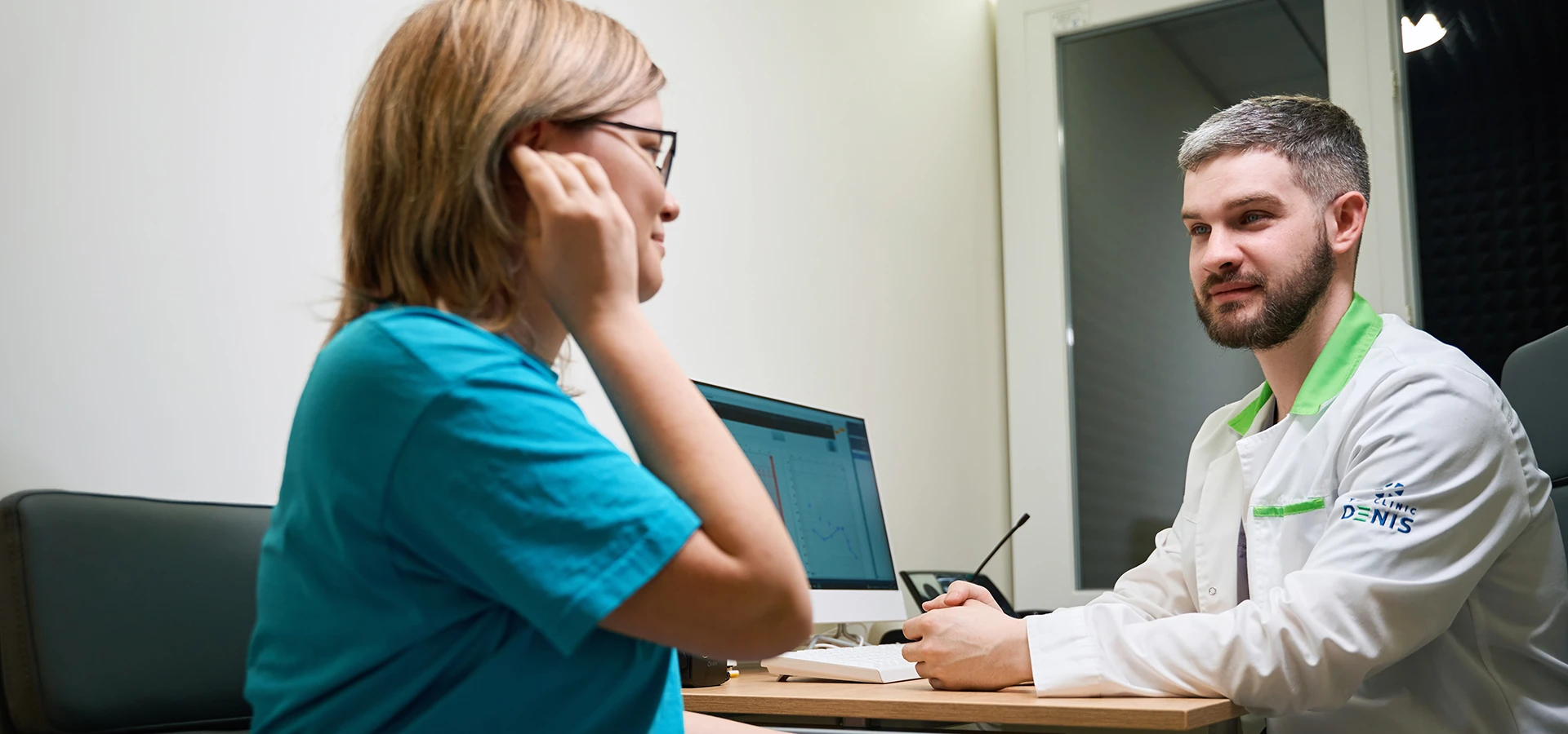 Консультація сурдолога в Клініці ДЕНИС - TOP Clinic DENIS