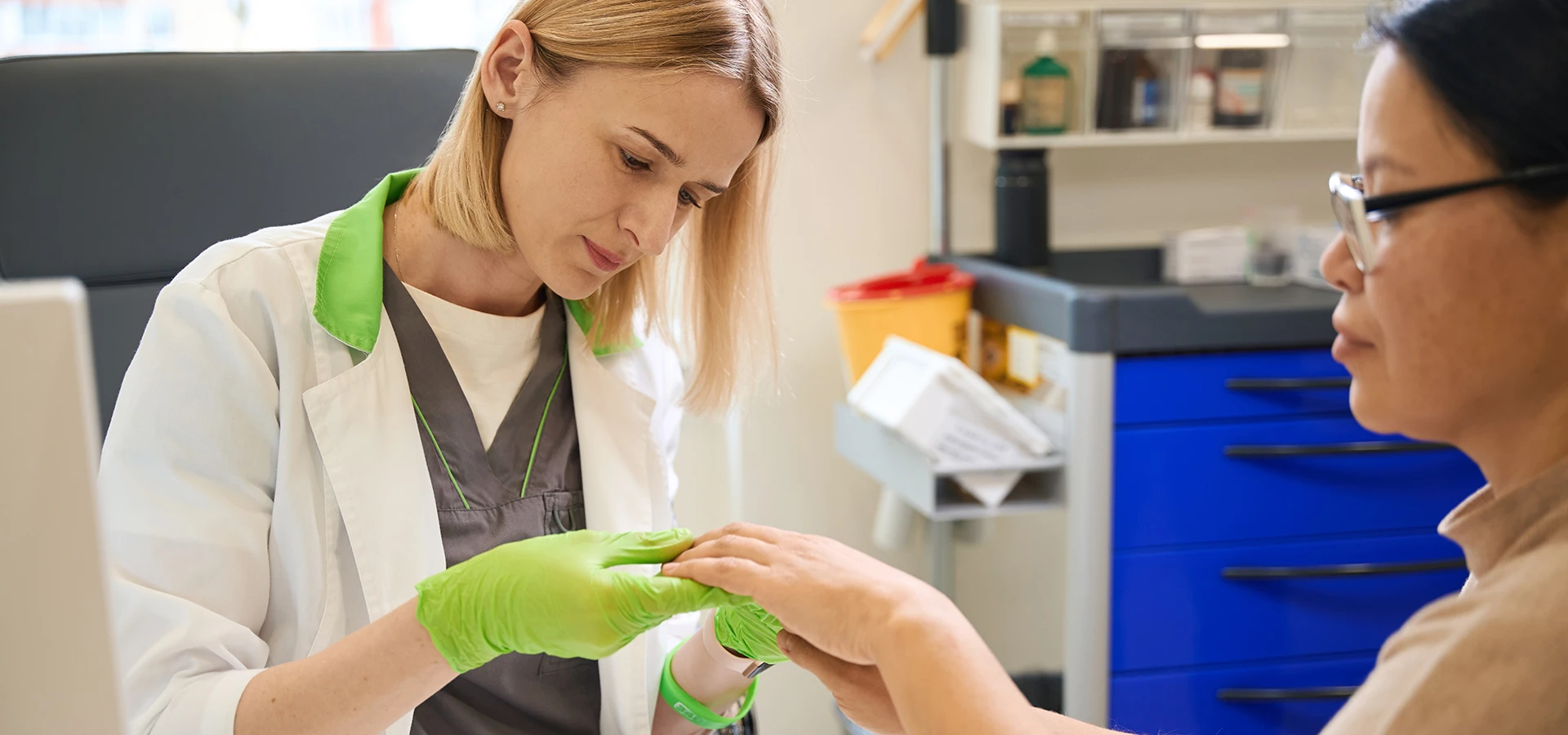 Консультація дерматолога в Клініці ДЕНИС - TOP Clinic DENIS