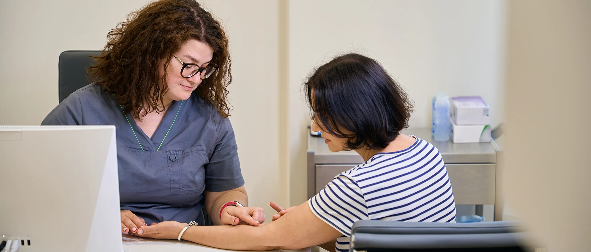 Консультація лікаря судинного хірурга - TOP Clinic DENIS