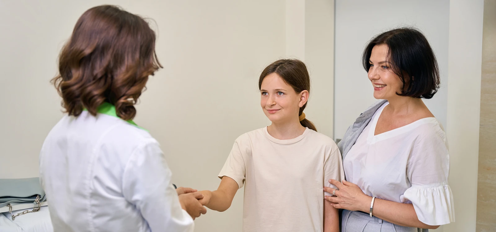 Дитяча гінекологія в Києві - TOP Clinic DENIS