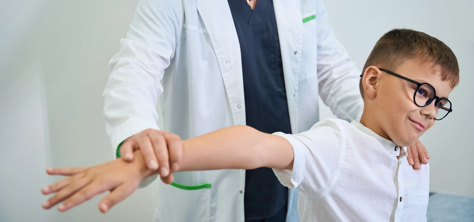 Детская травматология и ортопедия в Киеве в клинике DENIS - TOP Clinic DENIS