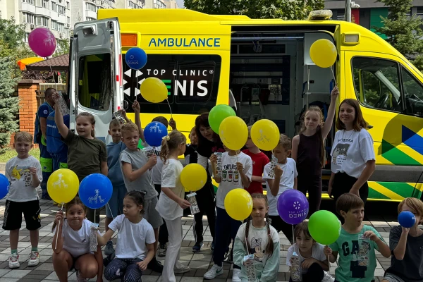 Фотоотчет: открытый урок для учеников Liko-School - TOP Clinic DENIS