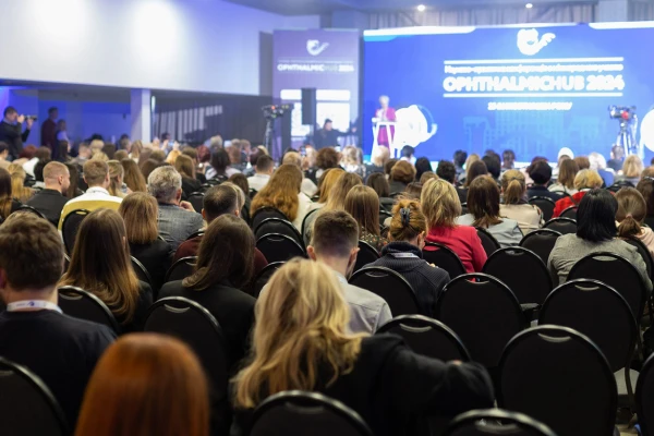 Наша лікар-офтальмолог стала доповідачем на конференціях - TOP Clinic DENIS