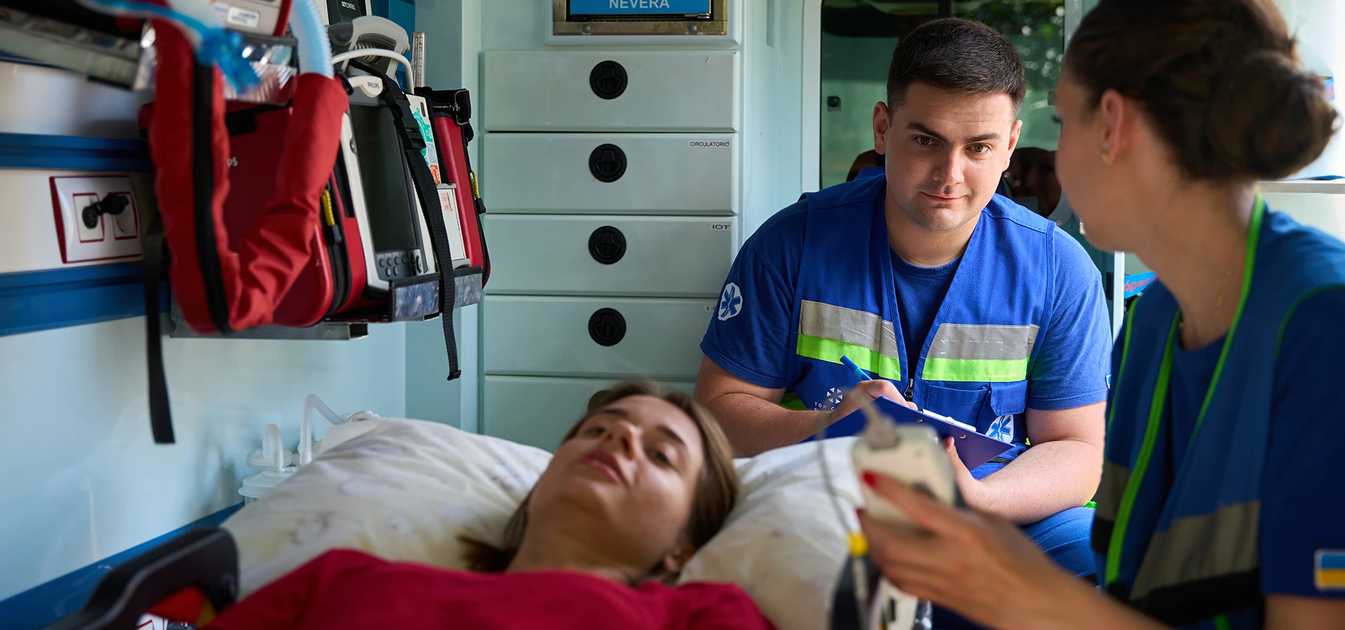 Медичний супровід паціентки без ускладнень до пологового будинку за межами м. Києва (1 година) - TOP Clinic DENIS