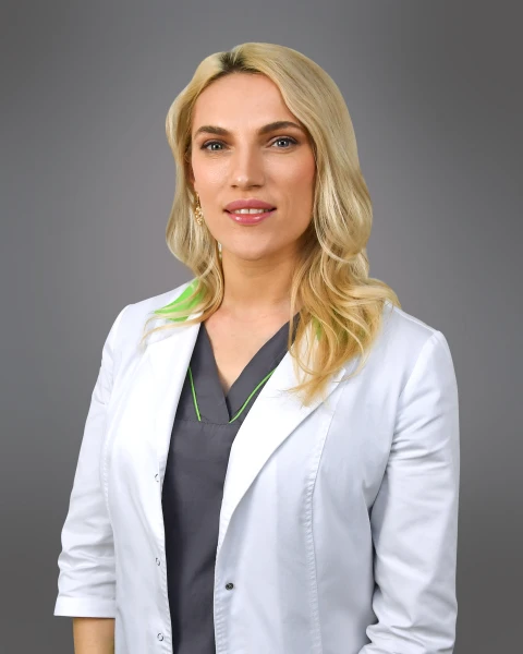 Смоліна Людмила Олександрівна - TOP Clinic DENIS
