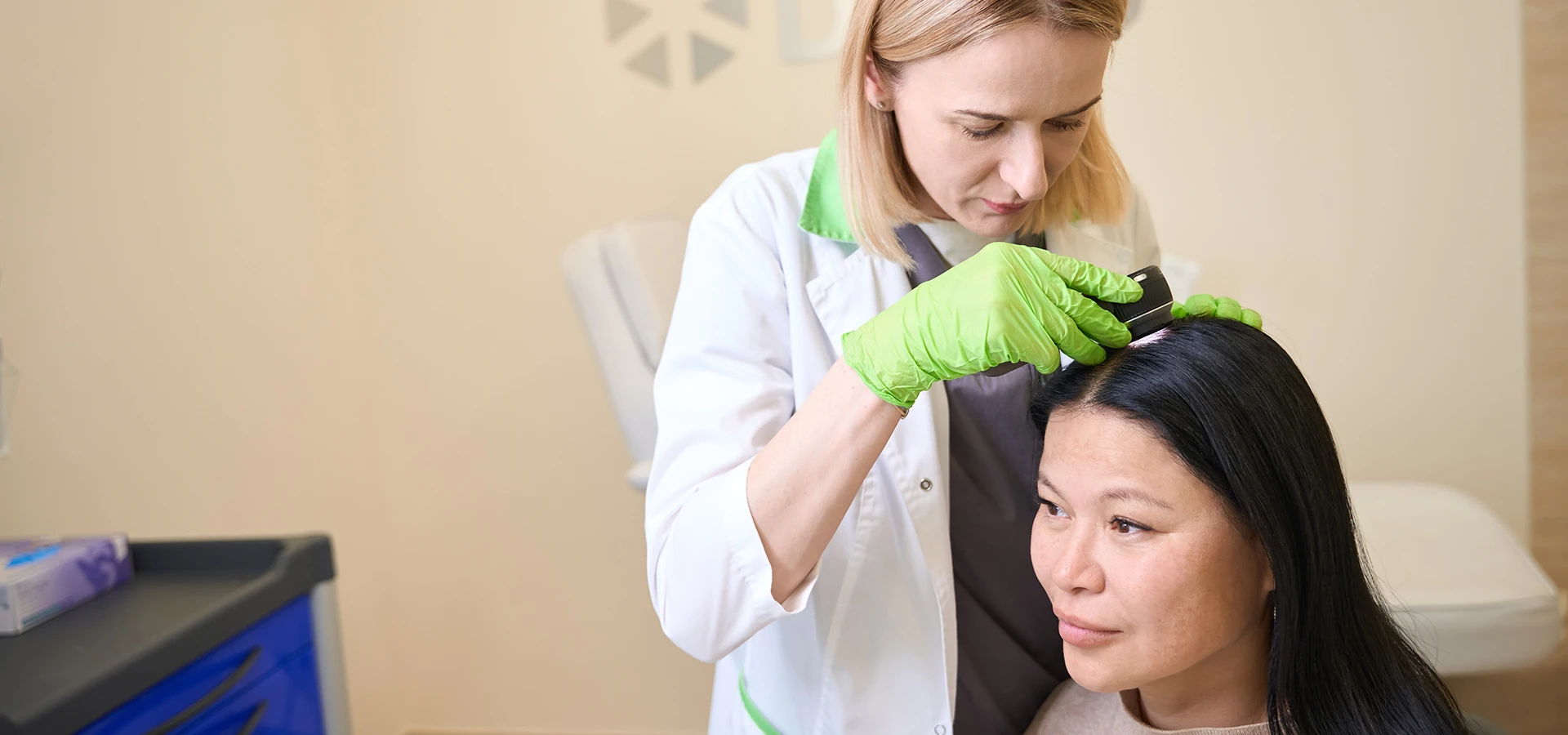 Консультація лікаря трихолога з цифровою трихоскопією - TOP Clinic DENIS