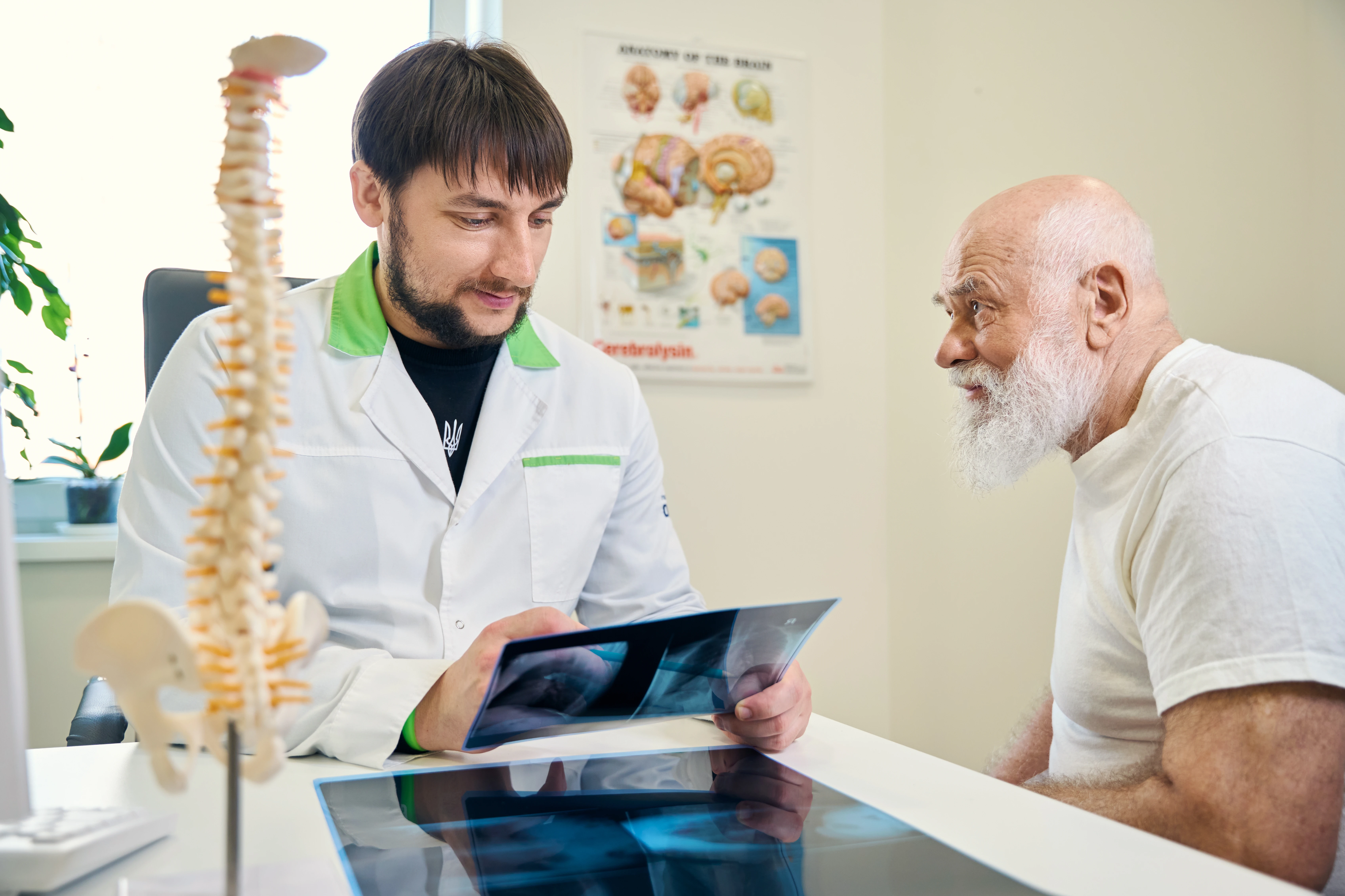 Поражение лицевого нерва - TOP Clinic DENIS