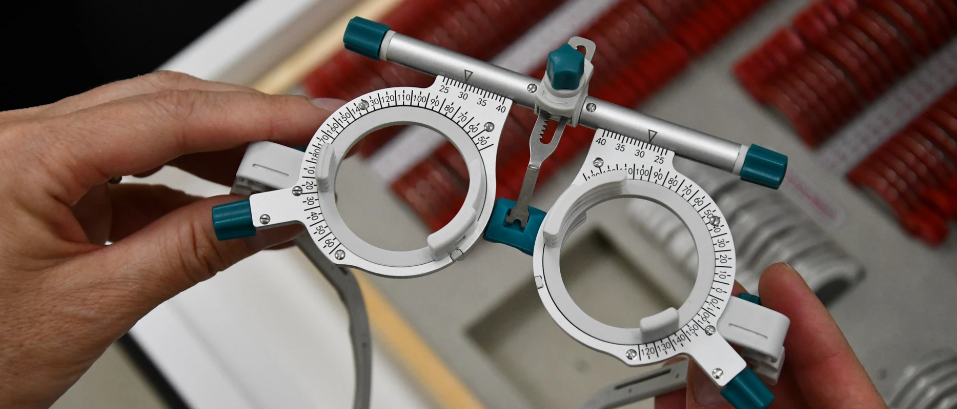 Паралітична косоокість - TOP Clinic DENIS