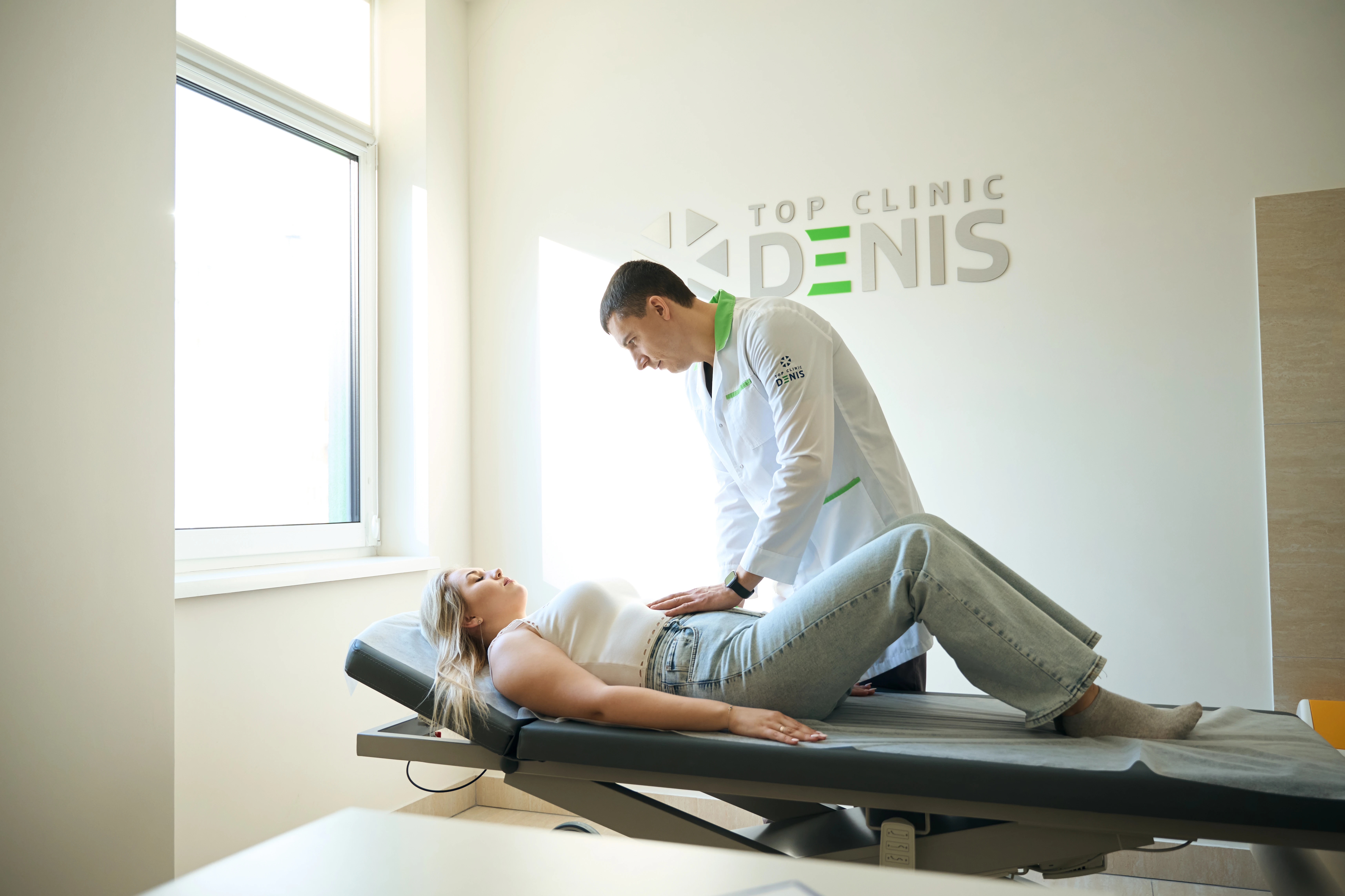 Абсцес заднього проходу та прямої кишки - TOP Clinic DENIS